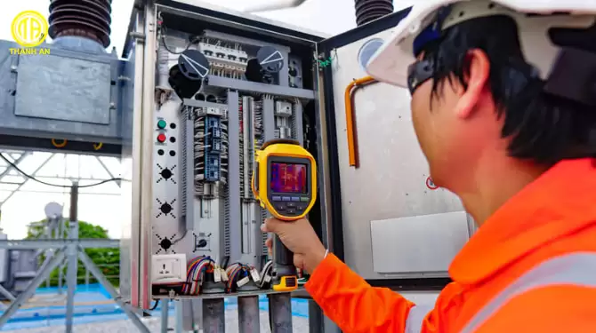 tủ điện ngoài trời chống nước