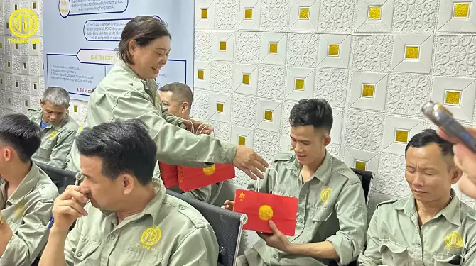Thành An Tổ Chức Phát Quà Trung Thu