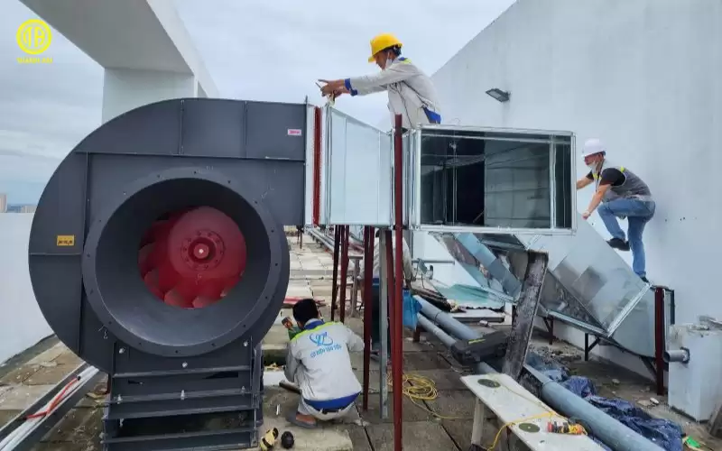 quạt thông gió nhà xưởng